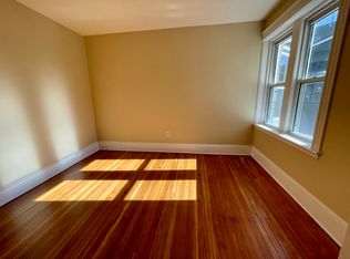 10 Browne St APT 4, Brookline, MA 02446
