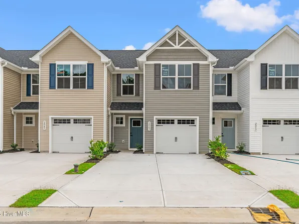 2049 Lewis Creek Circle NE, Winnabow, NC 28479