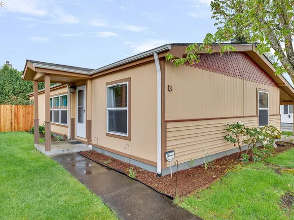 1111 SE 3rd Ave Unit 13, Canby, OR 97013