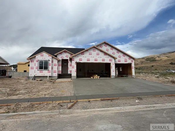 3040 Alexandre Dr, Pocatello, ID 83204