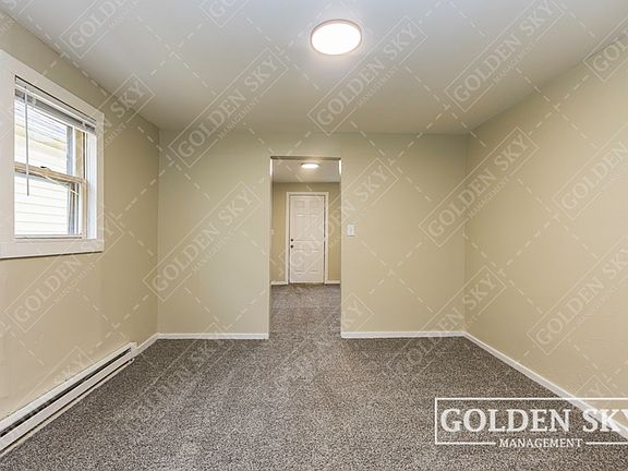 4th image of 619 S Mound St #619