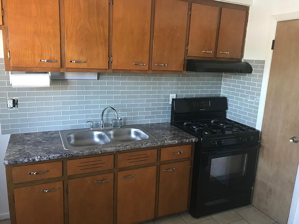 Kitchen with Black Appliances.