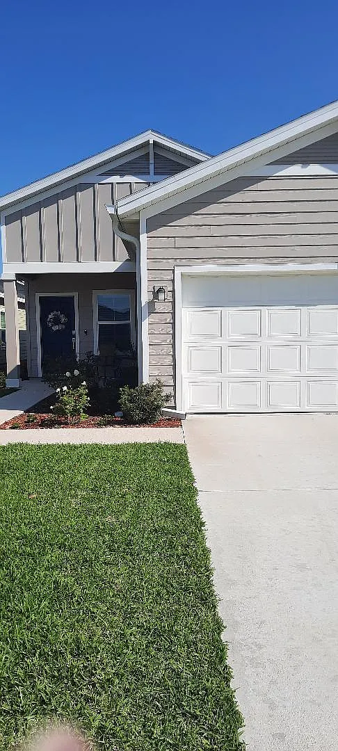 Photo 1 of 12 - 4673 SW 84th St - Ocala, FL House front - 4673 SW 84th St