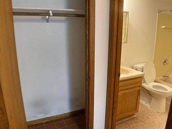 5th image of 3-1206 14th Ave S #3
