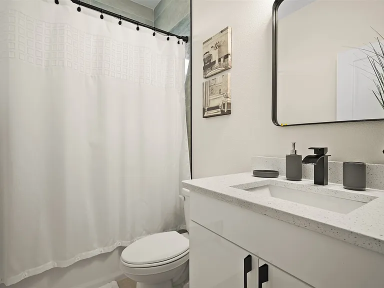 3706 N 52nd St #1 — Photo 11