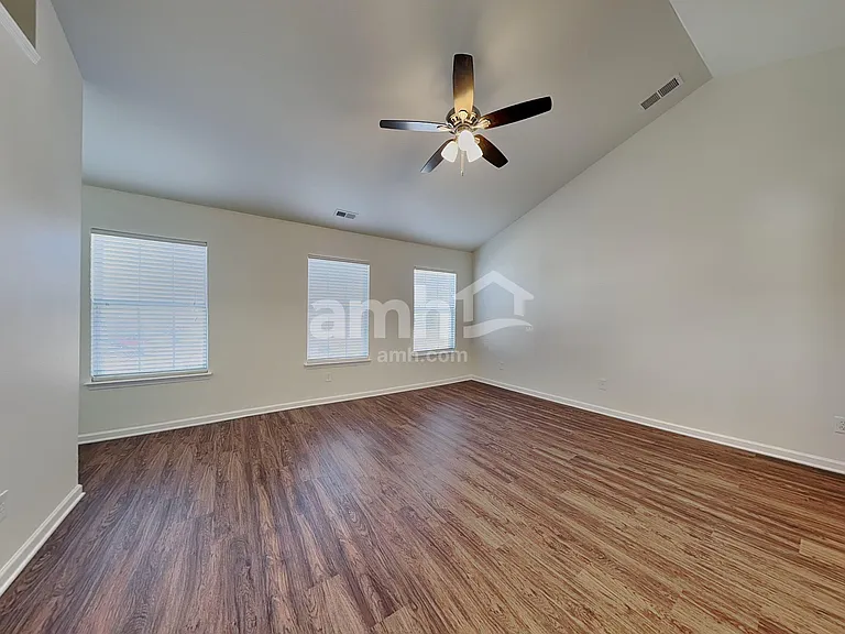 2524 Ingleside Dr — Photo 11