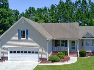 120 Hilda Dr, New Bern, NC 28562