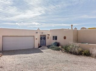 1 Enebro Ct, Santa Fe, NM 87508