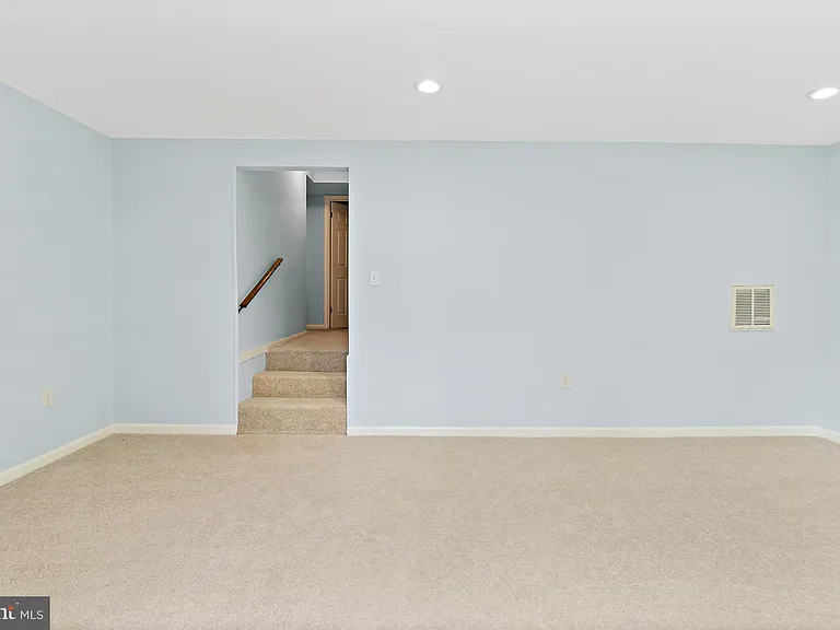 9553 Cherry Oak Ct — Photo 47