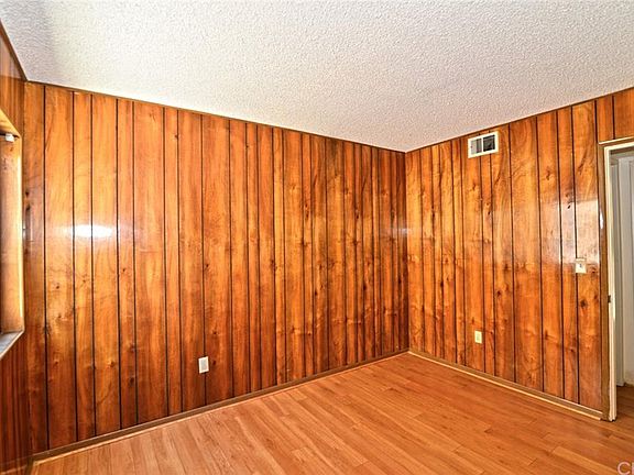 4th image of 598 W Huntington Dr Unit L