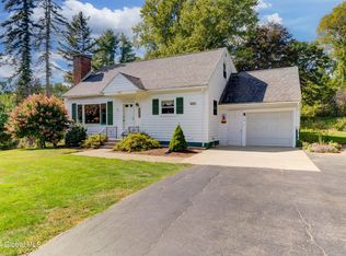 323 Dunnsville Rd, Schenectady, NY 12306