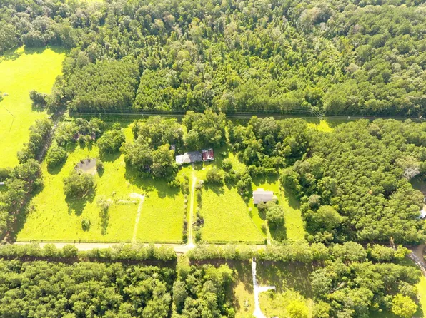 346 Deshotel Rd, Oakdale, LA 71463