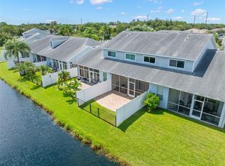 216 Hemingway Dr, Oldsmar, FL 34677
