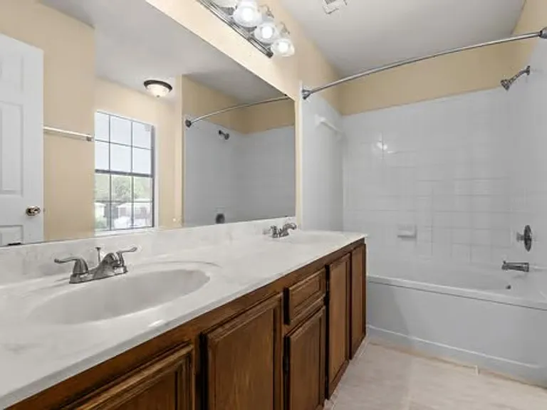 906 Tanner Rd — Photo 11