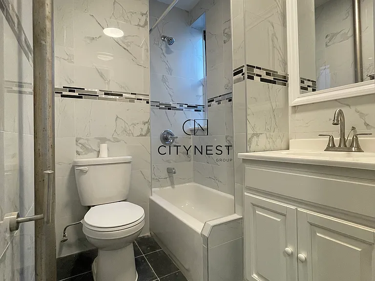 4405 5th Ave #4B — Photo 3