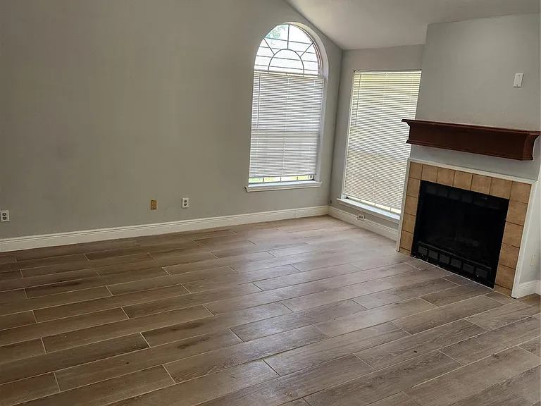 9339 Stonecreek Ln — Photo 20