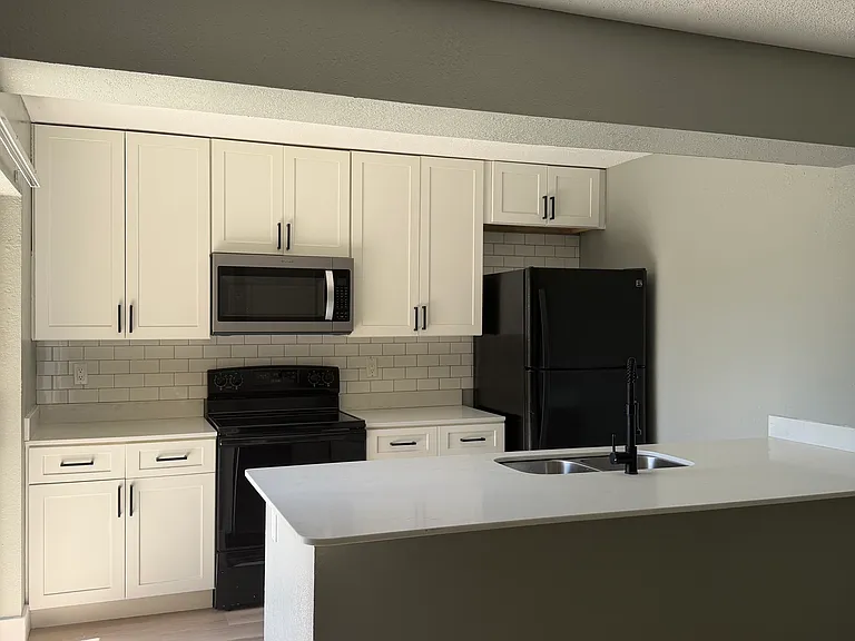 5321 Bamboo Ct #4 — Photo 6