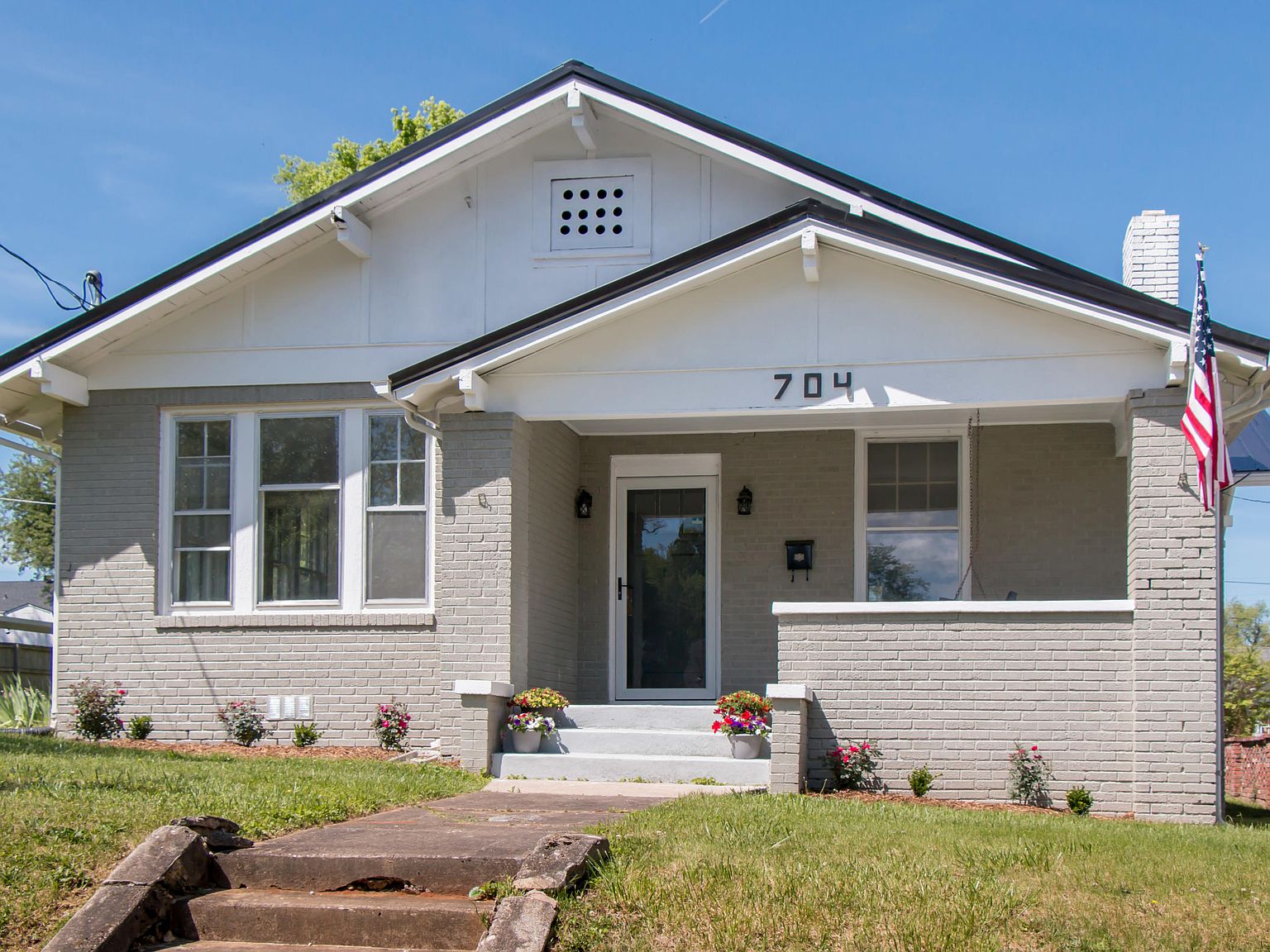 704 Pennsylvania Ave, Bristol, TN 37620 Zillow