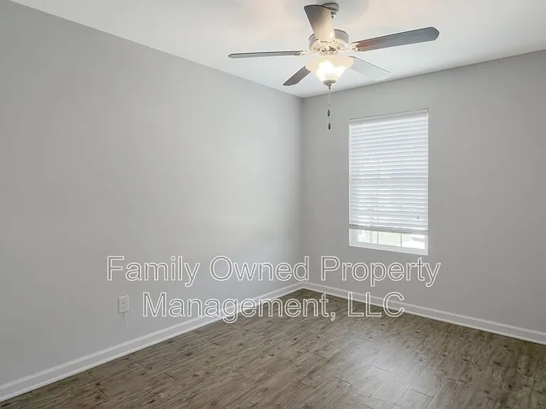 8968 Cat Tail Pond Rd — Photo 28