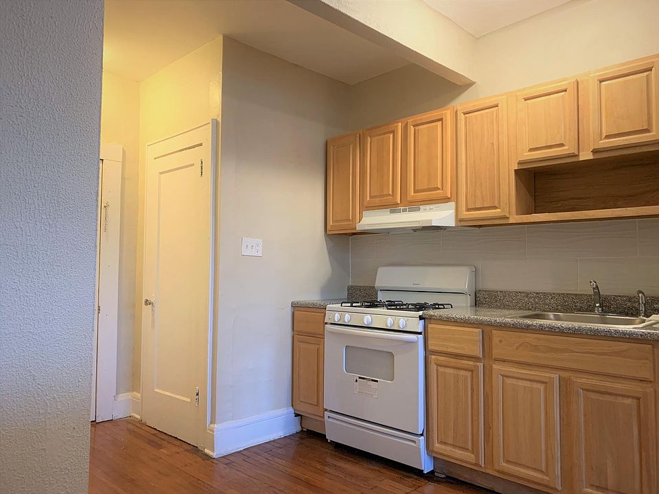 2nd image of 14 North Ave APT C5x