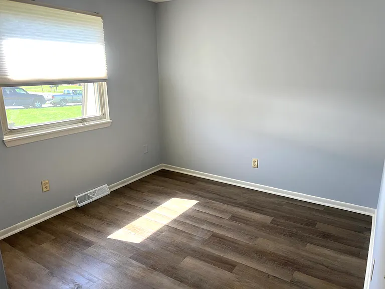 210 Taff Cir #A — Photo 8