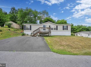 421 S Frieden Mnr, Schuylkill Haven, PA
