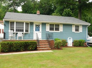 41 Stone Ave, Hopatcong, NJ 07843