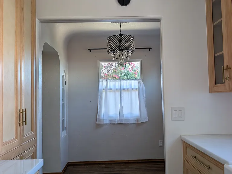 3827 Madison Ave — Photo 7