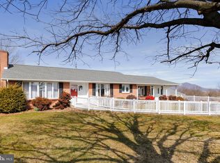 13303 Dickeys Rd, Mercersburg, PA 17236