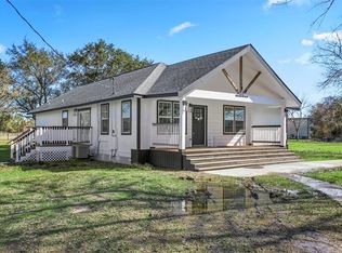8103 Highland Rd, Santa Fe, TX 77517