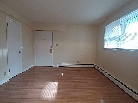 3rd image of 3432-36 Harrison Ave #3432-10