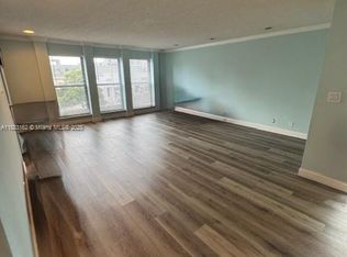 3356 NE 33rd St #6, Fort Lauderdale, FL 33308