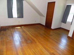 218 Fairmont Dr APT 7, Hermitage, PA