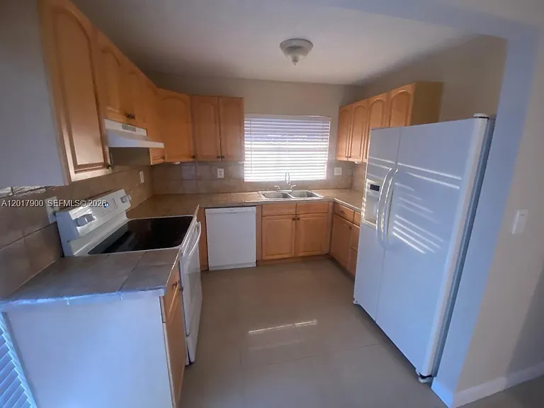 11447 SW 33rd Ln — Photo 18