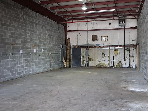 4th image of 12 Liberty Dr Unit 7