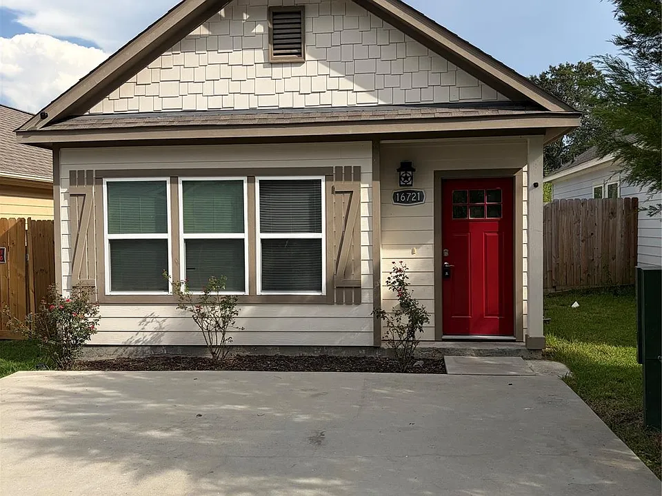 16721 Stonefield