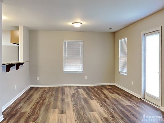 4th image of 5215 Artesa Ct