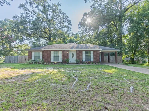 708 Ates Rd, Pineville, LA 71360