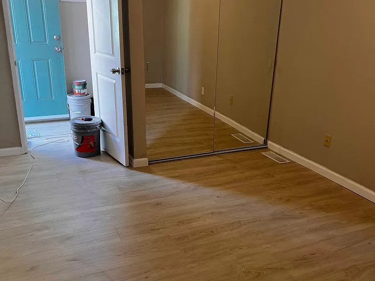 1354 Palou Ave — Photo 3