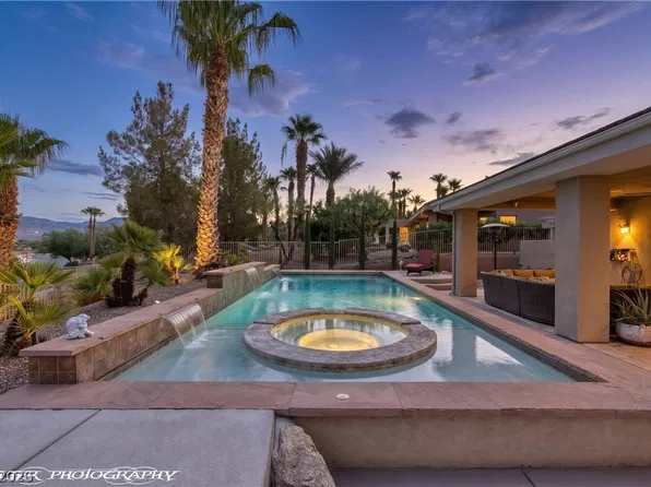 560 Rolling Hills Dr, Mesquite, NV 89027