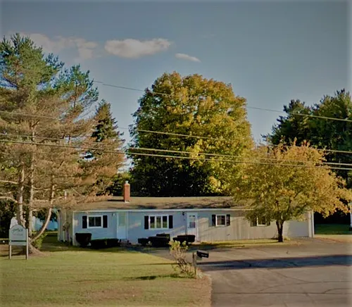 28 Baldwin Dr Photo 1