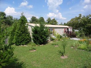 71 Mecca Dr, Crossville, TN 38572