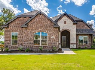 1936 Silver Falls Dr, Burleson, TX 76028