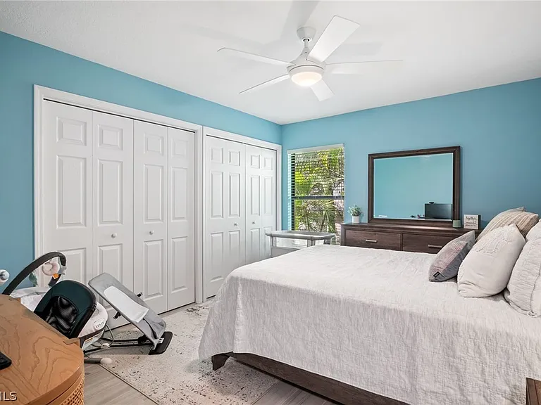 17611 Marco Island Ln — Photo 28