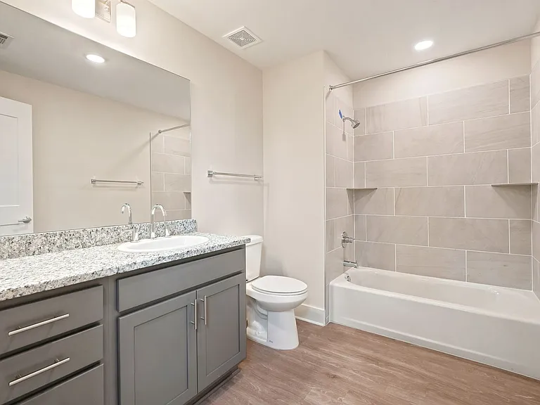 Neel's Lofts — Photo 110