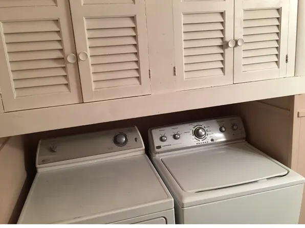 358 Buffalo Ave, Egg Harbor City, NJ 08215