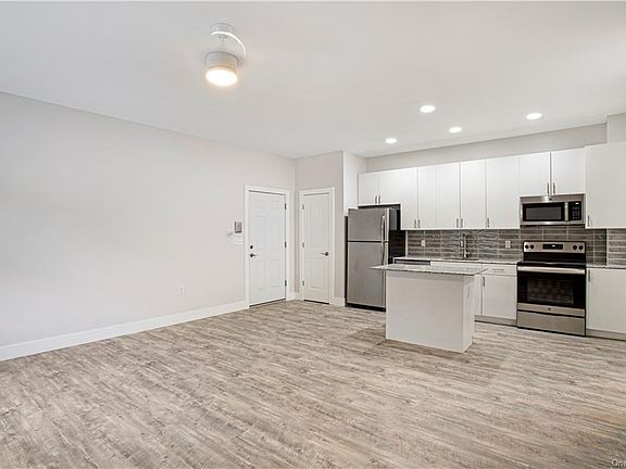 3rd image of 25 W Hartsdale Ave