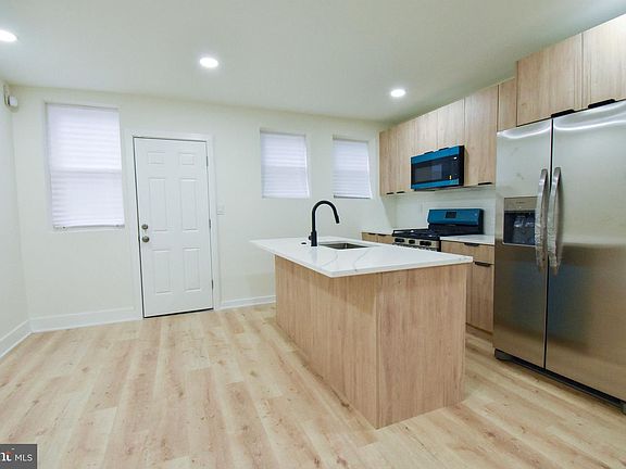 5th image of 5814 Crittenden St