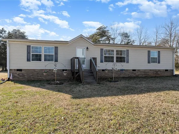 3105 Clyde Rd, Boonville, NC 27011