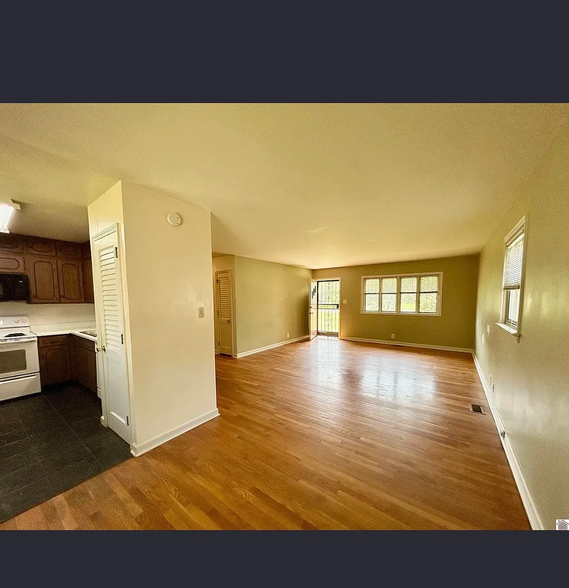 Building Photo - 718 N 34th St